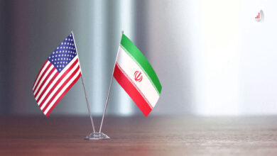 Flags of Iran and the United States side by side